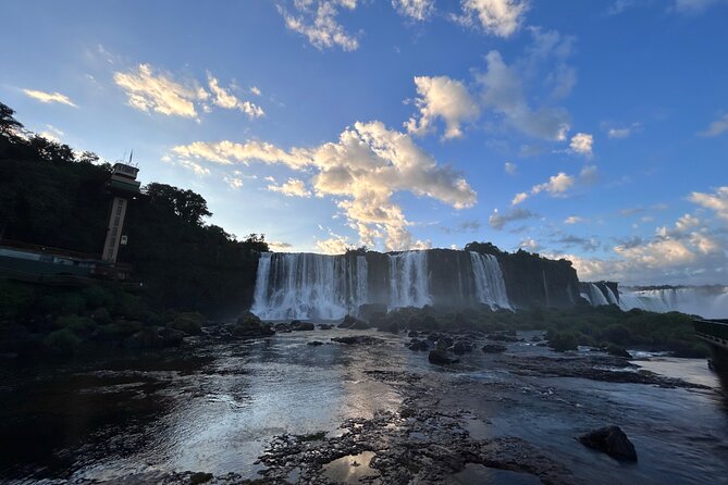 2-Days PRIVATE Brasil & Argentina Experience Iguazu Falls - Walking, heat, and the real pace of the day