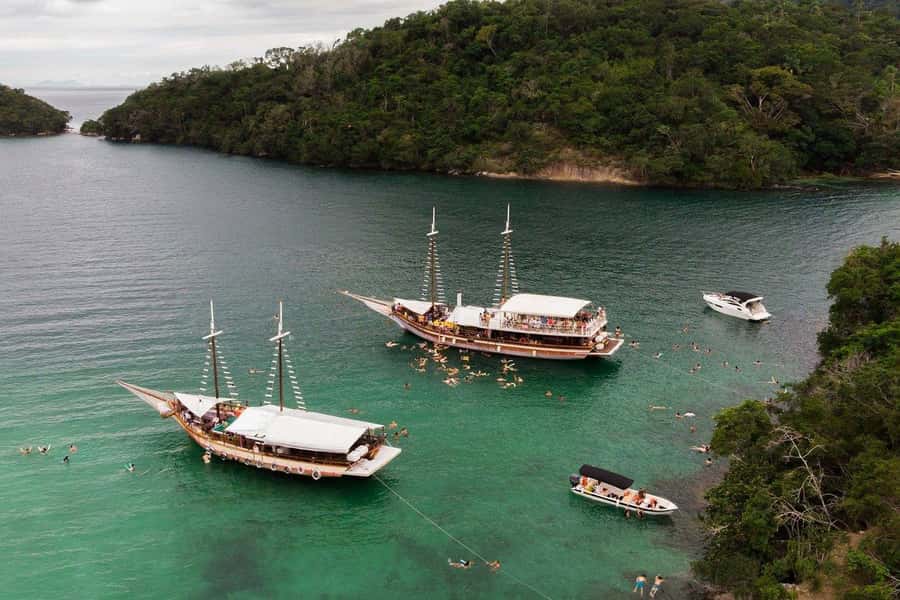 Adventures in Angra and Ilha Grande with Guide and Lunch - Lagoa Azul, the day’s main water stop
