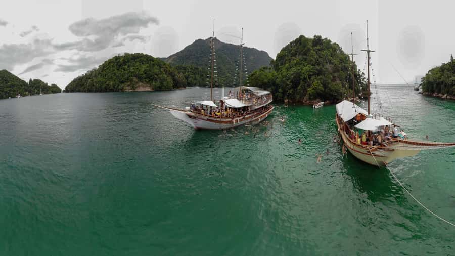 Angra dos Reis: Boat Tour in Ilha Grande and Lagoa Azul - Why this schooner trip works for a short stay