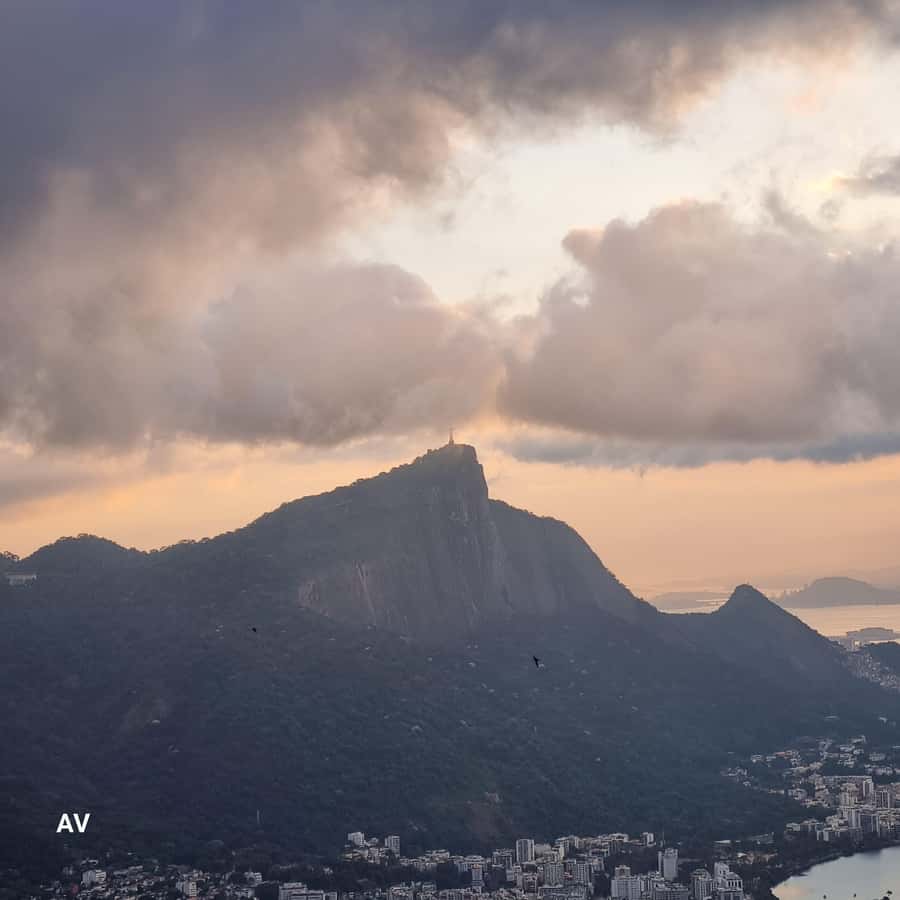 AVenturismo 2 Irmãos hill + Vidigal Favela - Is $48 a fair price?