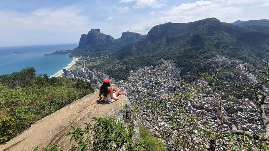 AVenturismo 2 Irmãos hill + Vidigal Favela - Why this Dois Irmãos tour feels different