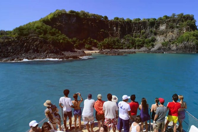 Baia do Sancho Boat Tour - A morning route built around Fernando de Noronha’s coast