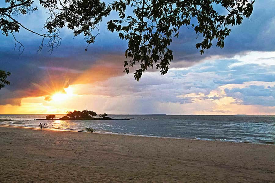 Belém: Ilha do Mosqueiro River Beach Trip - What the first stops are really like