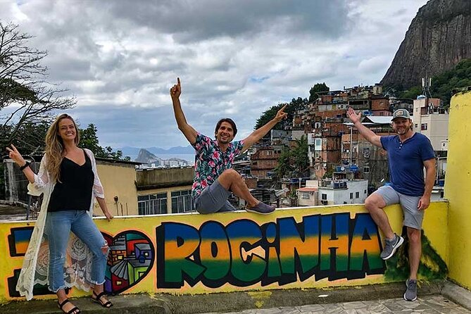 Big Five Rio Attractions & More Private Tour with Tickets and Lunch Included - Rocinha: a brief introduction to Rio’s hillside communities