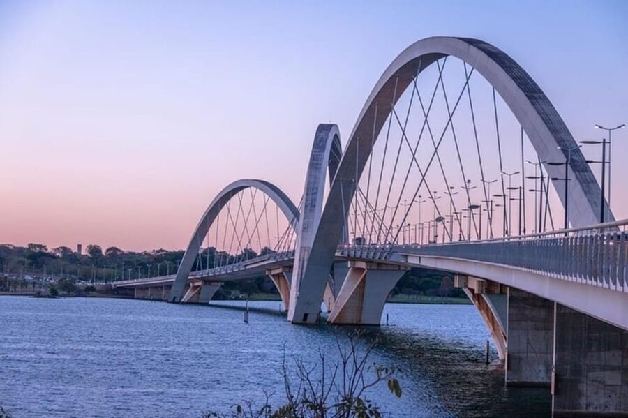 Brasilia : Private Custom Tour with a Local Guide - Practical costs and booking advice