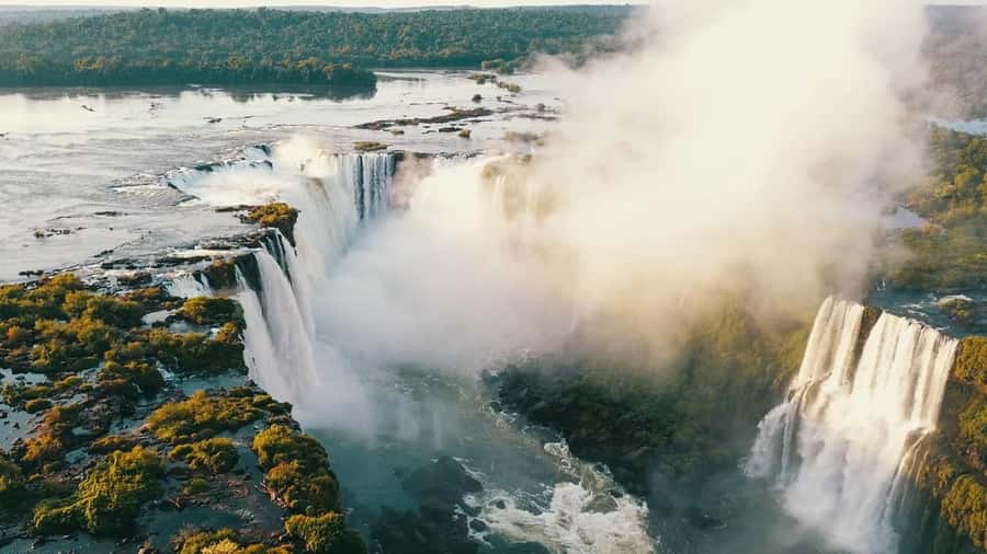 Brazilian Iguassu Falls,Bird park Boat Safari all tickets - Who should book this experience?