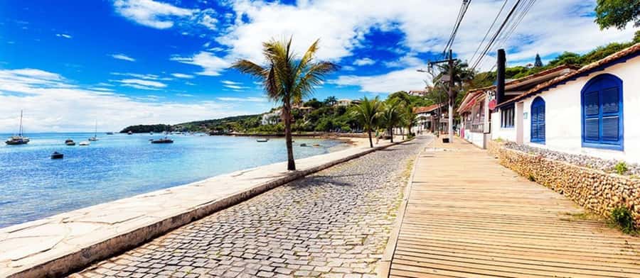 Búzios: City Tour & Beach Hopping with Lunch - Seeing Búzios from the center outward