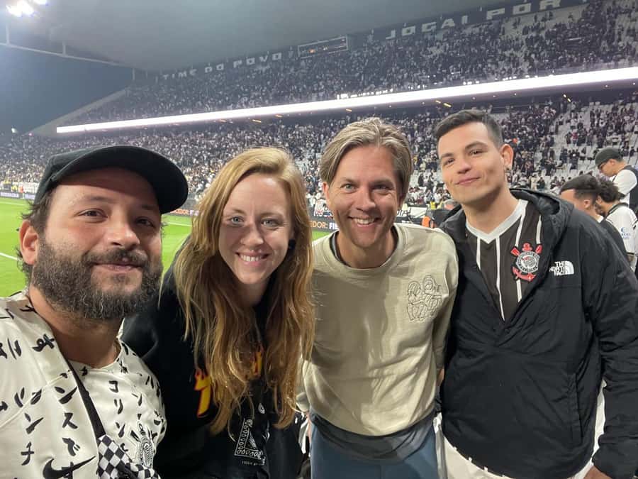 Corinthians Football Game Experience - Riding the metro with Corinthians fans
