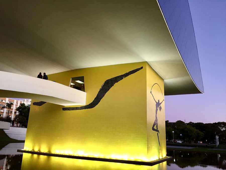 Curitiba: 4-Hour City-By-Night Tour with Dinner - Who will like this tour most?