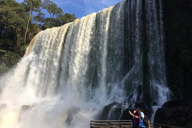 Day Trip to the Argentinian Side of Iguassu Falls from Foz do Iguaçu - Crossing from Foz do Iguaçu into Argentina