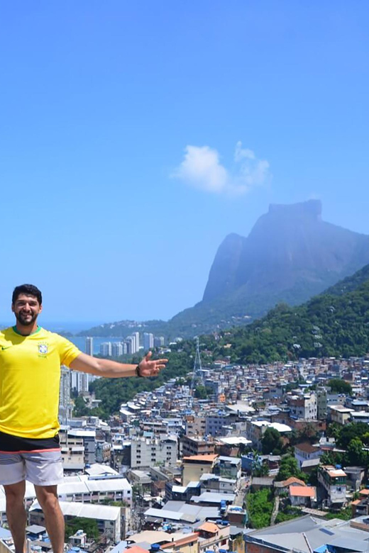 Discover Rocinha: Guided Tour of the Famous Favela - A shared multilingual tour, not a private outing
