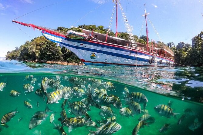 Exploring Angra Dos Reis and Ilha Grande in One Day - Cais de Santa Luzia and the start by water