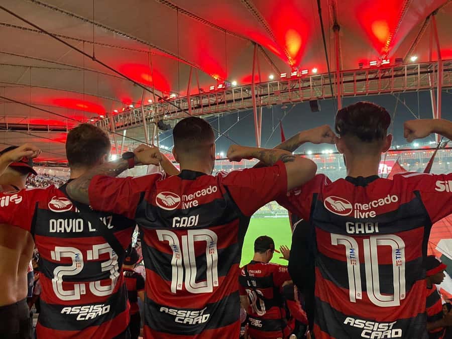 Flamengo Game Experience at the Maracanã Stadium - The short walk to Maracanã