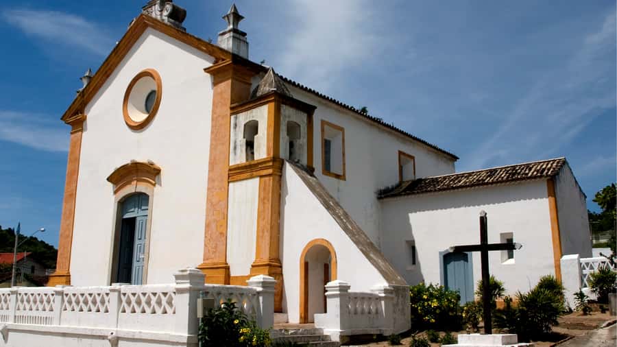Florianópolis: Historical Center, Beach & Nature Tour - Jurerê Internacional and the polished north