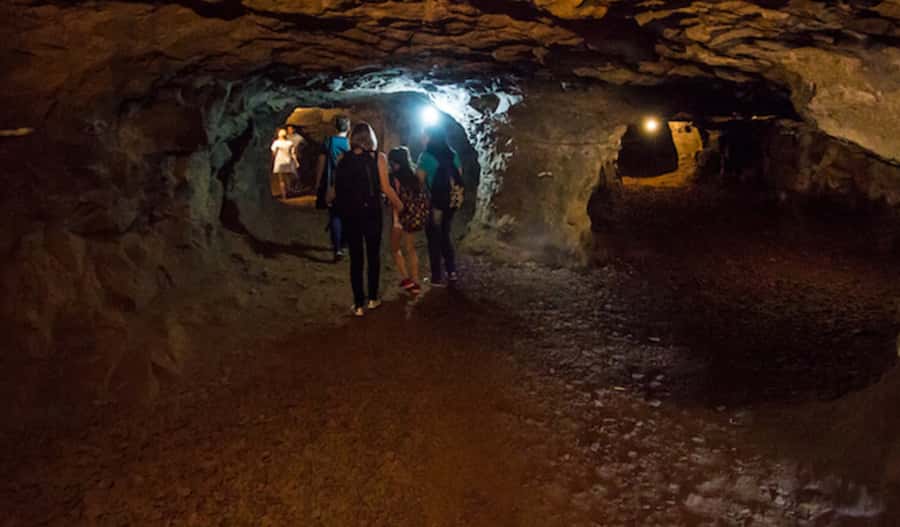 Foz do Iguaçu: Wanda Mines and San Ignacio Ruins Day Trip - Guide language and what the tour really provides