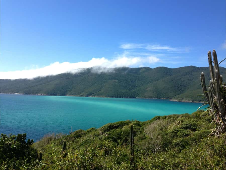 From Búzios: Arraial do Cabo and Cabo Frio Day Trip - Boarding the boat in Arraial do Cabo