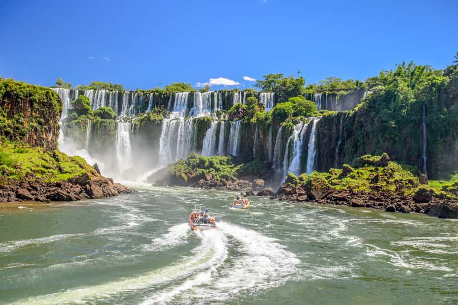 From Foz do Iguaçu: Argentinian Iguazu Falls with Boat Ride - Six kilometers by boat toward San Martín Falls