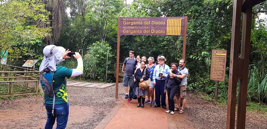 From Foz do Iguaçu: Argentinian Iguazu Falls with Boat Ride - Walking the lower circuit near San Martín Island