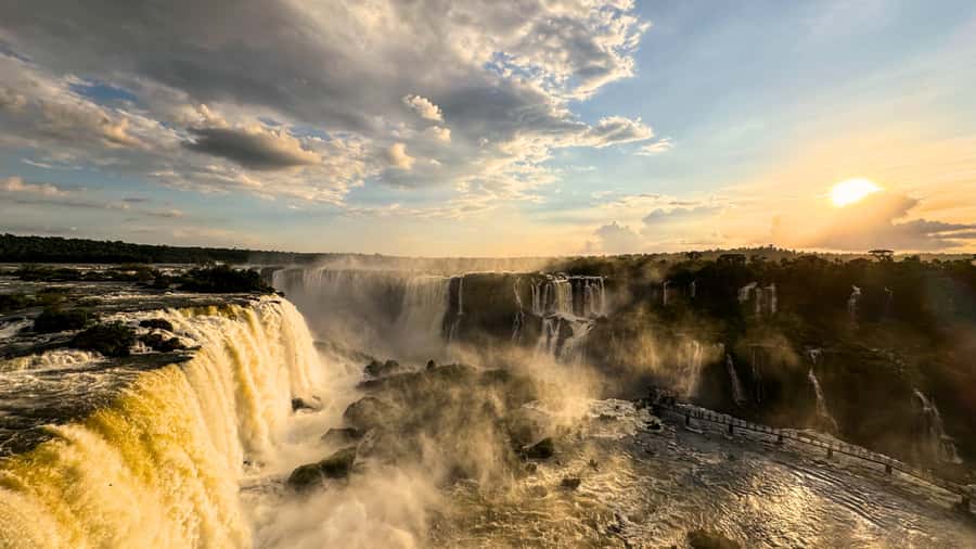 From Foz do Iguaçu: Sunset at the Falls - Walking toward the Devil’s Throat viewpoint