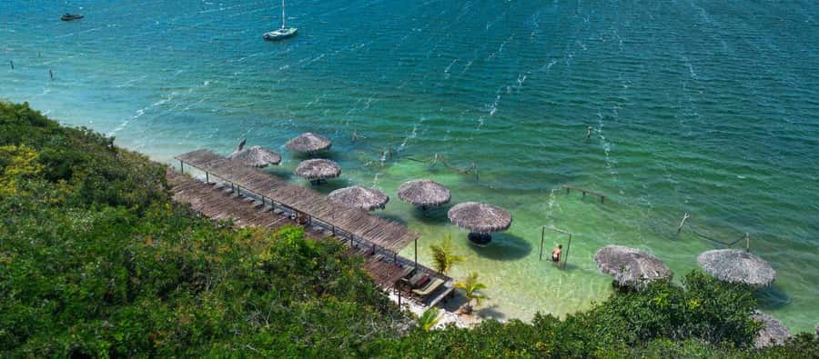 From Jericoacoara: Preá Beach and Paradise Lagoon Tour - Caiçara Blue Hole and the question of extra fees