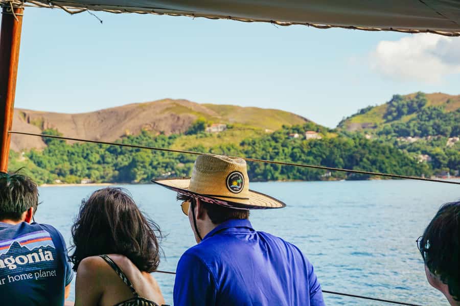 From Rio de Janeiro: Angra dos Reis Boat Trip with Lunch - Leaving Rio before the city wakes up