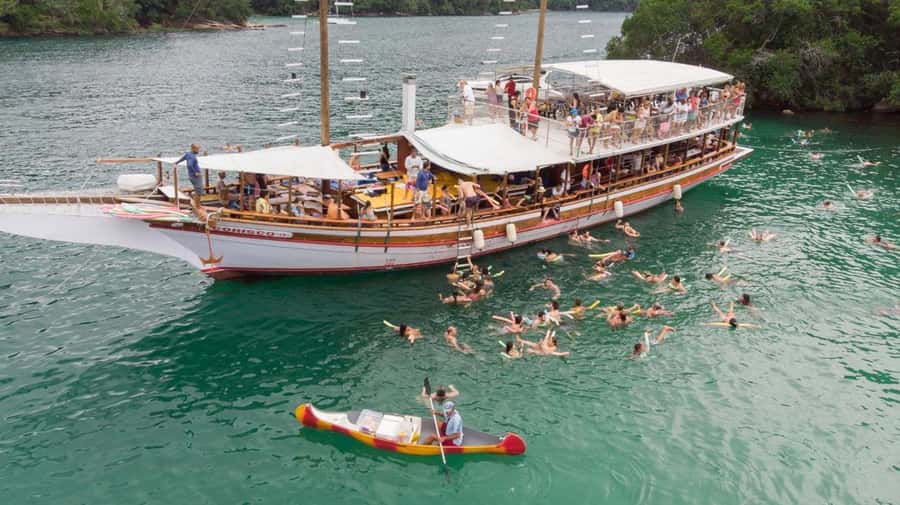 From Rio de Janeiro: Angra dos Reis & Ilha Grande Day Tour - Boarding the boat and setting expectations