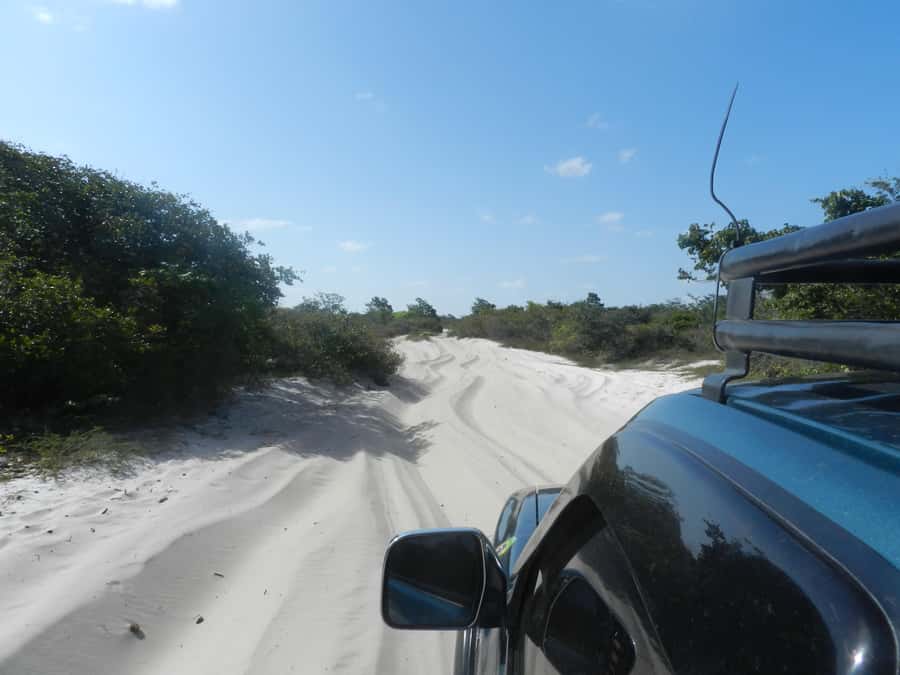 Full-day excursion Lencois Marnahenses, Lagoa Azul & Lagoa Bonita combined - Lagoa Azul in the cooler morning