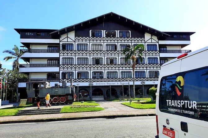 Germanic Roots Tour Blumenau and Pomerode - Classic cars and old toys before the ride home