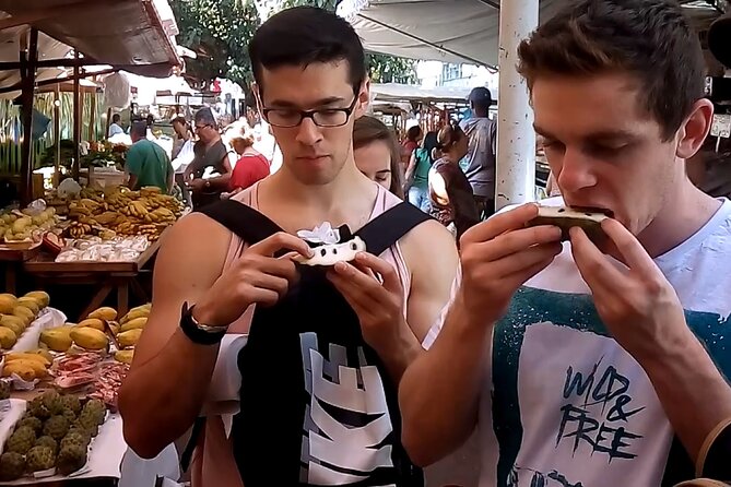 Guided Market Fruit Tasting in Rio with 15+ Exotic Flavors - Juices, nuts, and native ingredients
