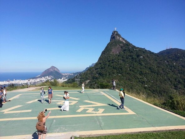 Guided Tour to Favela Santa Marta - Key points at a glance