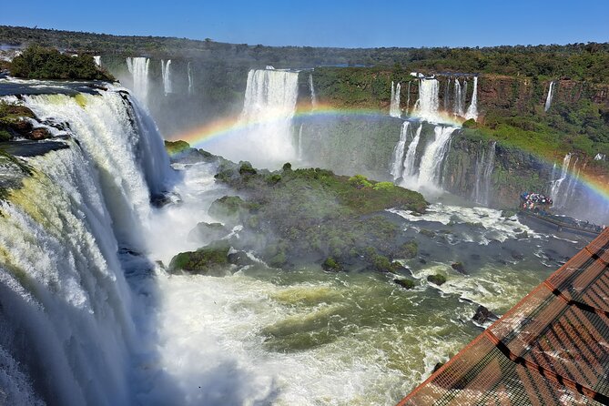 Iguazú Falls Private Day-tour on Both Brazillian & Argentinean - Why seeing both sides is worth your day
