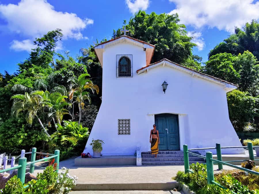 Ilha Grande: 7h Speedboat Tour of Paradise Islands - Crossing Baía da Ilha Grande for 45 minutes