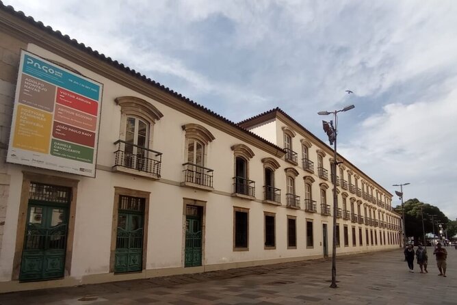 Learn the History of Rio with an Unforgettable City Center Walking Tour - The Metropolitan Cathedral’s striking design
