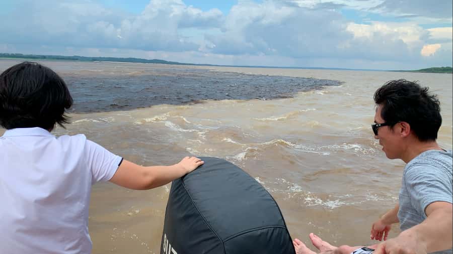 Manaus: 2-Day River Tour With Overnight Stay - Simple lunch, canoe time, and piranha fishing