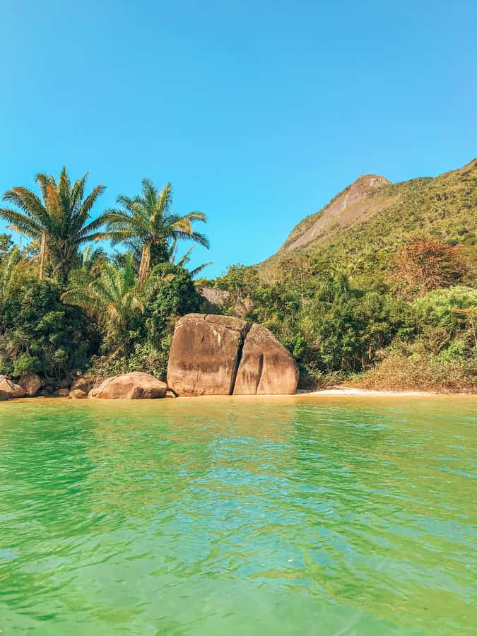 Paraty: Saco do Mamanguá Speedboat Tour - Cruzeiro Beach and the lunch decision
