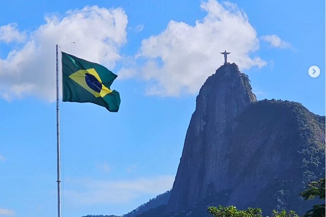 Private and Customizable Tour in Rio de Janeiro - Feira de São Cristóvão and Vista Chinesa