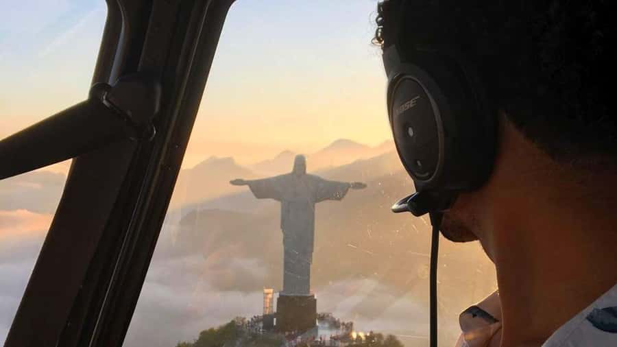 Private Helicopter tour - Rio de janeiro in 30min - Seeing Rio’s shape in one short flight