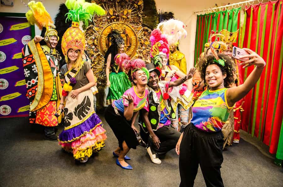 Rio: Carnival Backstage Tour at Samba City with Cocktail - Key points at a glance