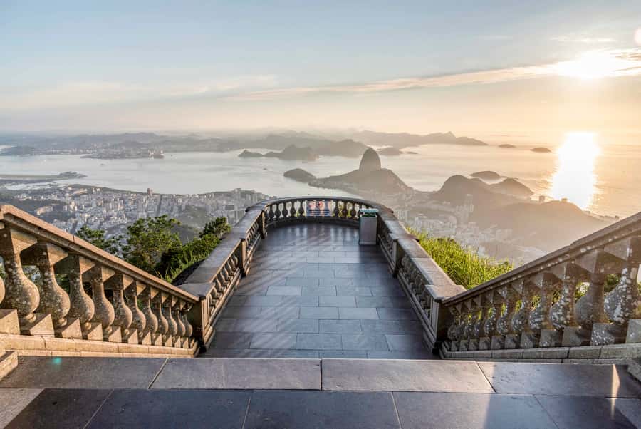 Rio: Christ the Redeemer Early Access and Sugarloaf - Guides who shape the experience