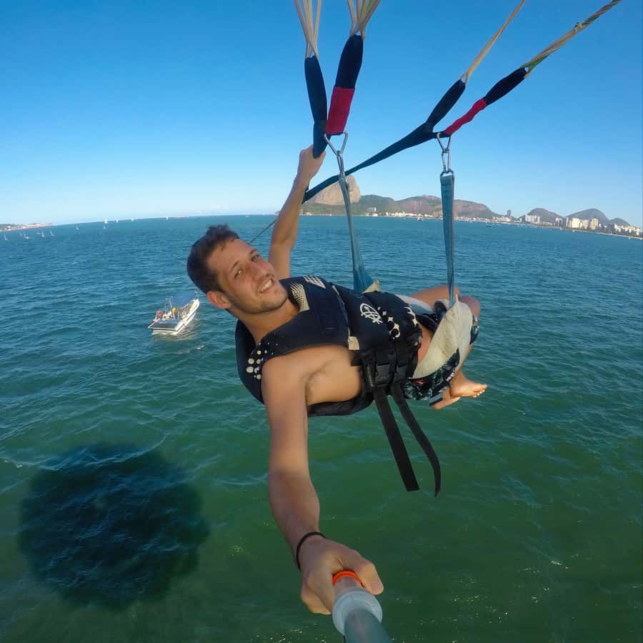 Rio de Janeiro: 2-Hour Boat Trip with Parasailing - Why this flight gives you a different Rio view