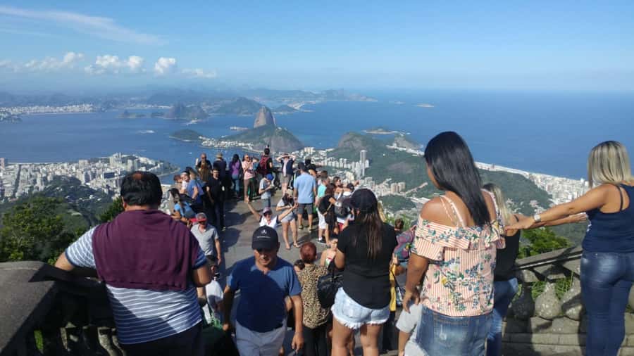 Rio de Janeiro: Christ, Selaron Steps, and Tijuca Park Tour - Why the early Christ the Redeemer visit matters
