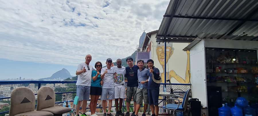 Rio de Janeiro: Favela Santa Marta Tour with Resident Guide - Why Gilson changes the feel of the visit