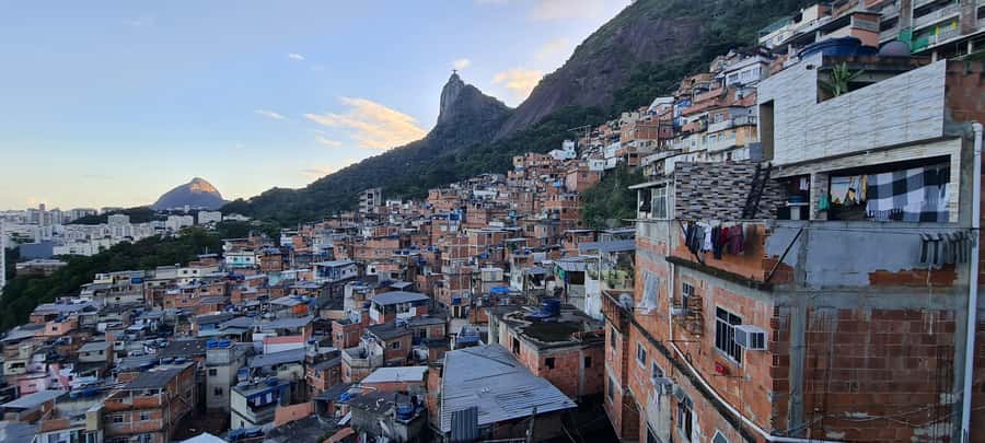 Rio de Janeiro: Favela Santa Marta Tour with Resident Guide - A local restaurant and the social side of food