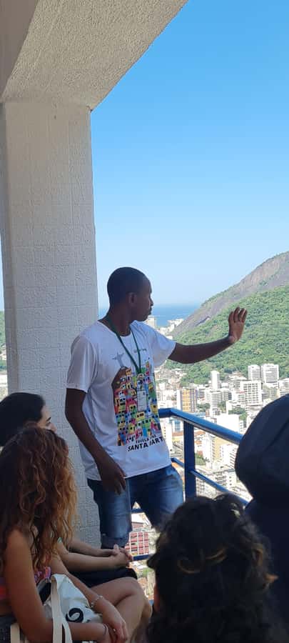 Rio de Janeiro: Favela Santa Marta Tour with Resident Guide - What the $27 price delivers
