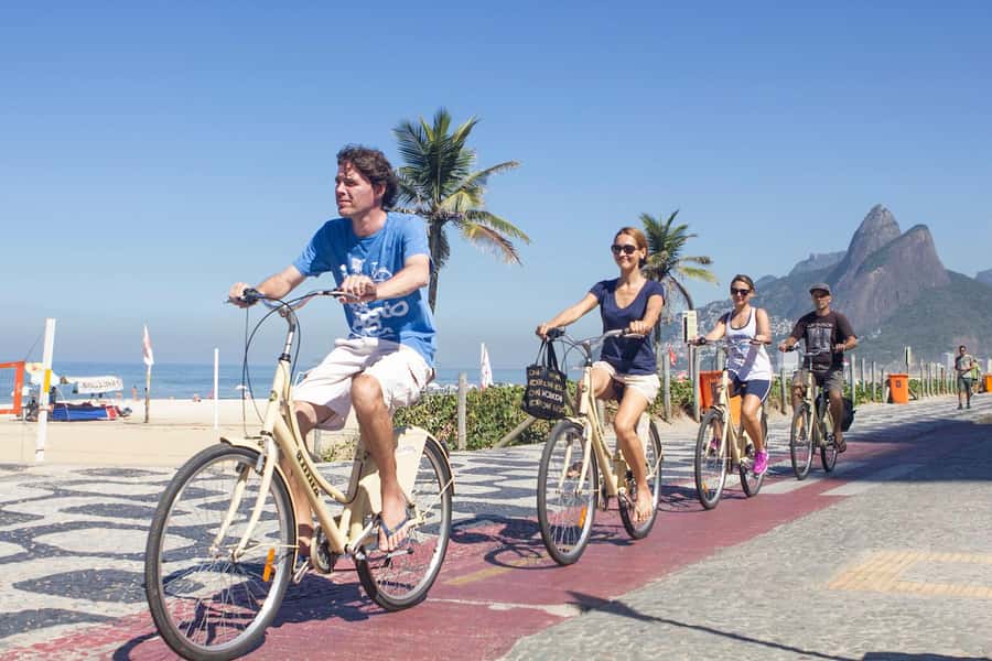 Rio de Janeiro: Guided Bike Tours in Small Groups - Heat, clothing, and practical comfort