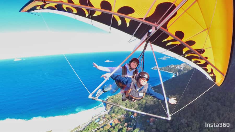 Rio de Janeiro: Hang Gliding Adventure - The seven-step run and the first seconds in the air