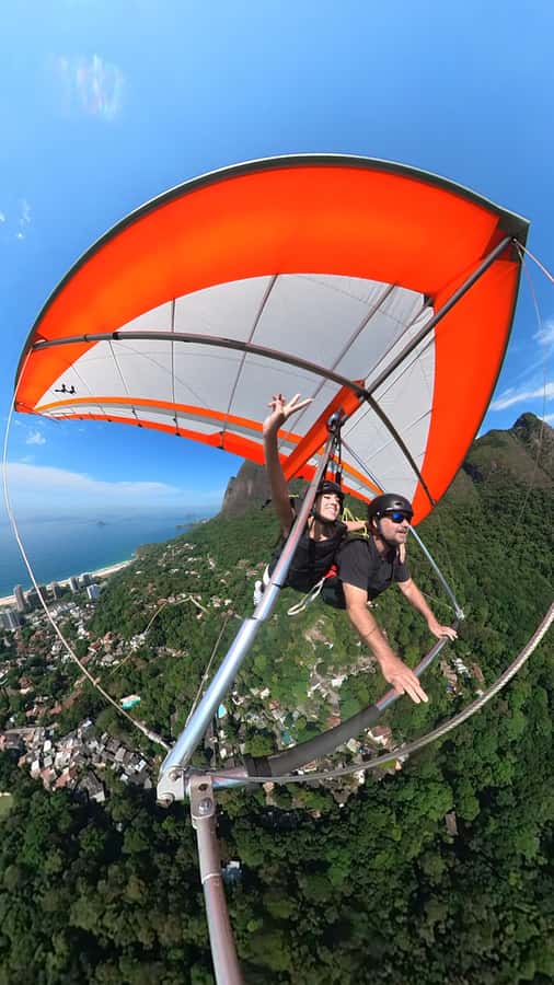 Rio de Janeiro: Hang Gliding or Paragliding Flights - Who should book this?