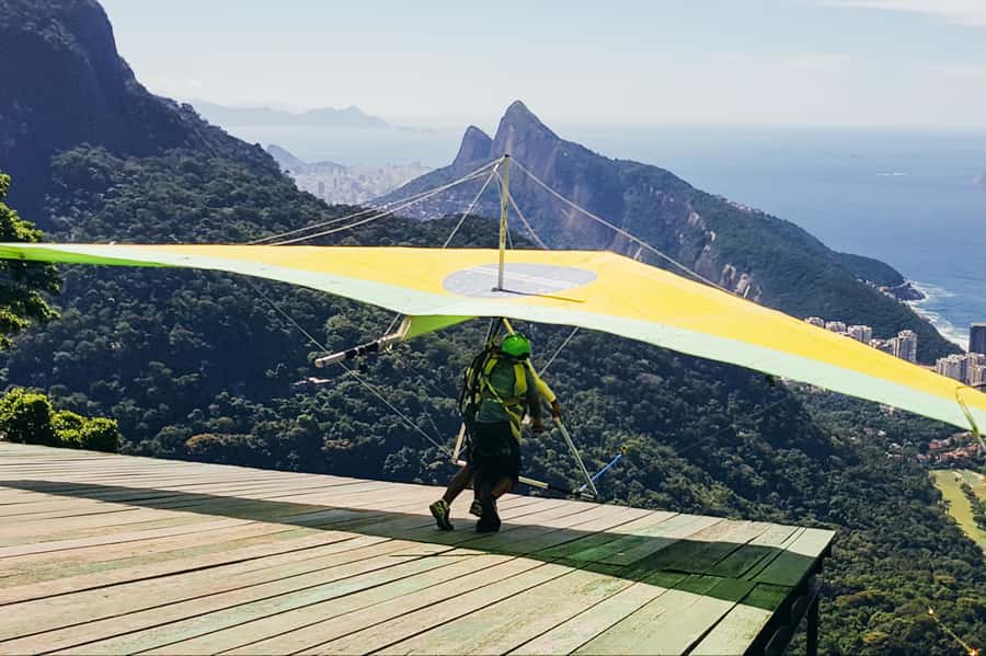 Rio de Janeiro: Hang Gliding Tandem Flight - The view from 7 to 15 minutes in the air