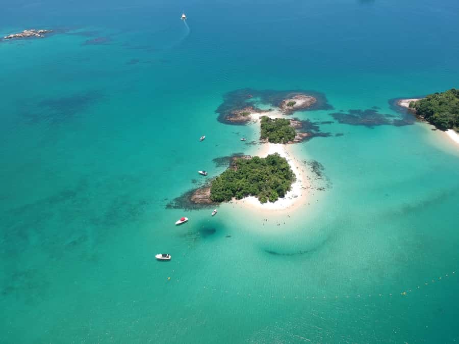 Rio de Janeiro: Ilha Grande with Boat Tour & Optional Lunch - Blue Lagoon for fish and snorkeling