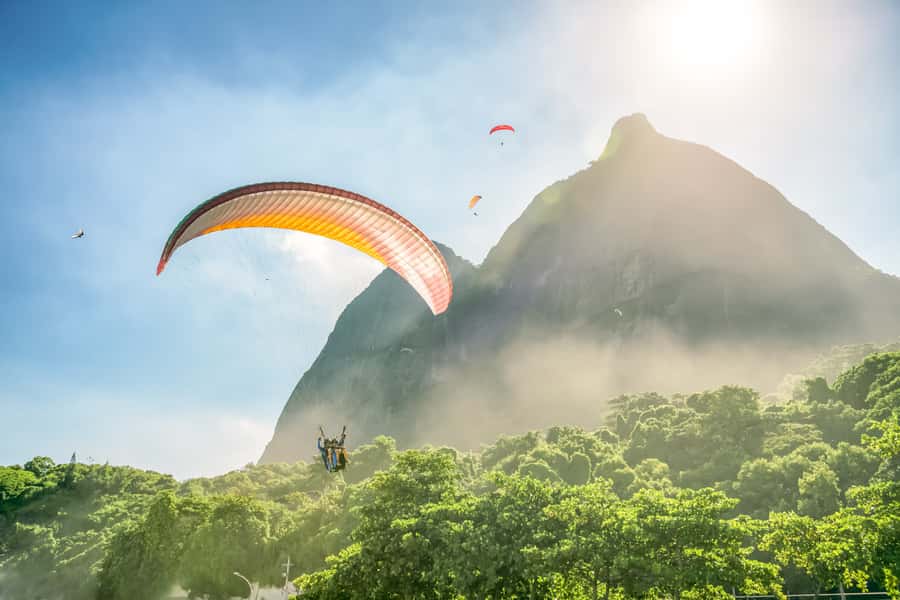 Rio de Janeiro: Paragliding Tandem Flight - Views from the mountain to São Conrado Beach